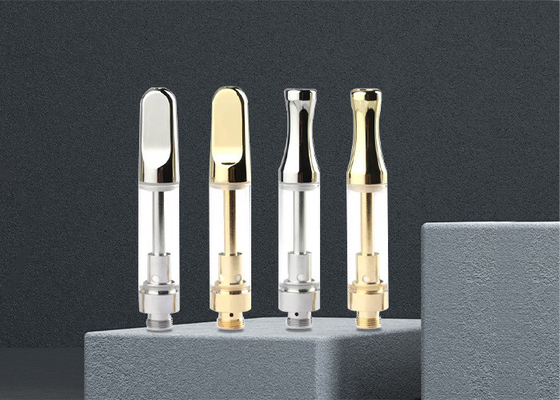 注文のロゴCBDオイルの噴霧器0.5ml 1ml 510の糸の使い捨て可能なカートリッジ
